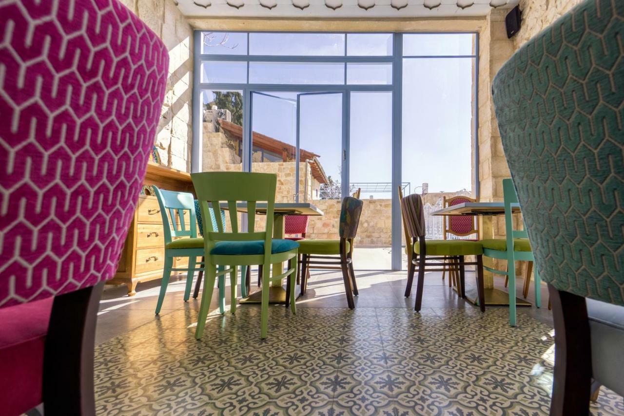 The Way Inn - Boutique Suites Цфат Экстерьер фото