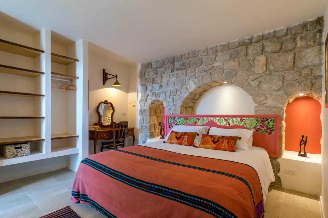 The Way Inn - Boutique Suites Цфат Экстерьер фото