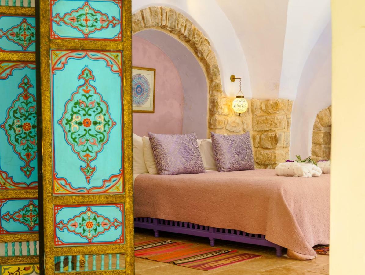 The Way Inn - Boutique Suites Цфат Экстерьер фото