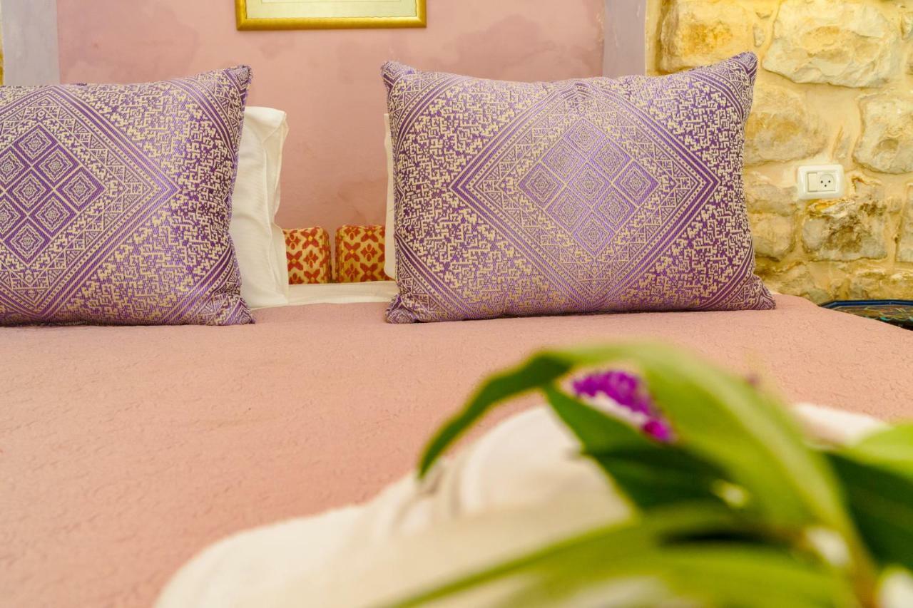 The Way Inn - Boutique Suites Цфат Экстерьер фото
